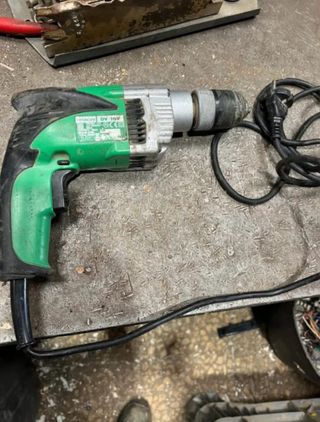 Taladro Hitachi DV 16V