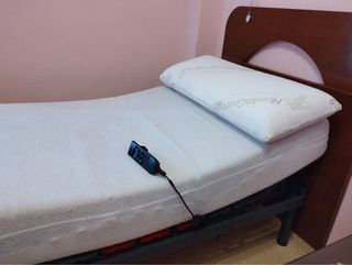 Cama articulada con mando y colchón incluido