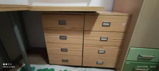 Escritorio juvenil madera y metal