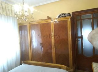 Habitación Matrimonio Antigua Madera y Mármol