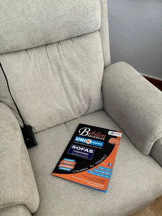 Sillón relax beige tela