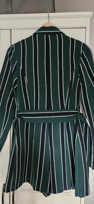 Mono verde a rayas Bershka