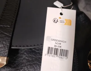 Bolso mochila negro nuevo sin estrenar
