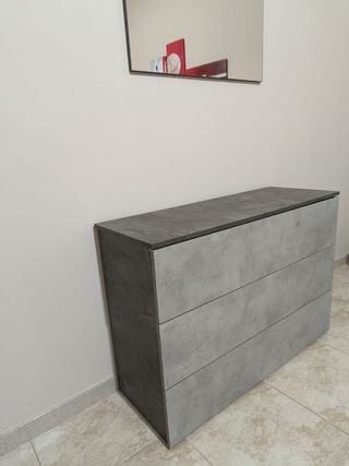 Armadio angolare con ante a specchio