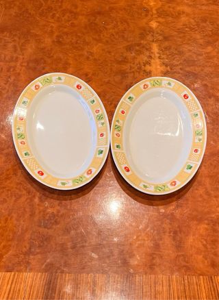 Plato alargado decorado con verduras