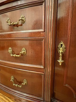 Mueble de caoba maciza con vitrina para salón