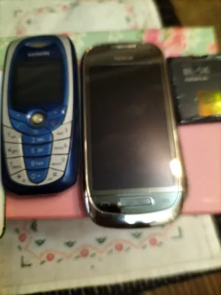 Lote móviles antiguos LG, Nokia, Siemens