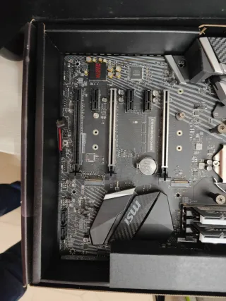 Placa Base MSI Z370 + CPU + 2x8GB RAM