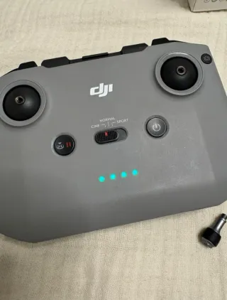 Drone DJI Mini 2 SE con mando