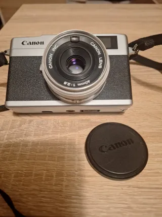 Fotocamera Canon Argento e Nero