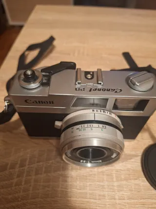 Fotocamera Canon Argento e Nero