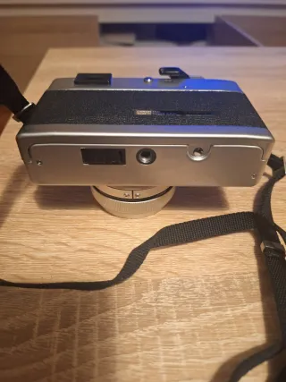 Fotocamera Canon Argento e Nero