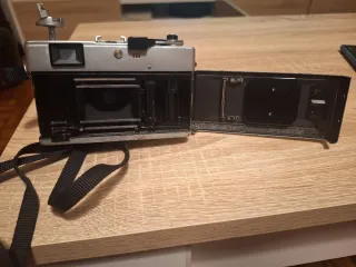 Fotocamera Canon Argento e Nero