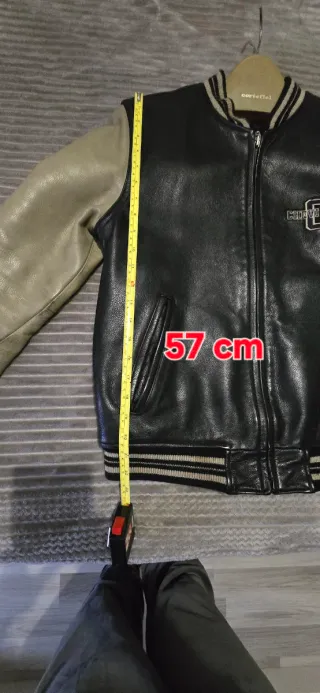 Chaqueta Chevignon Piel Negra y Beige