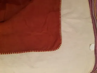 Manta marron de forro polar con ositos 125x150