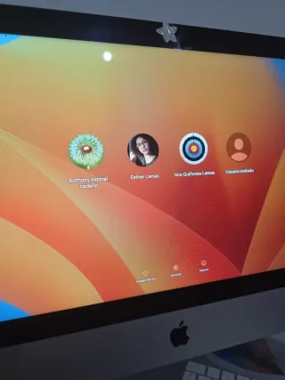 Apple iMac (pantalla dañada)