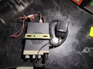 Emisora Uniden PC 33X - Radio 27Mhz