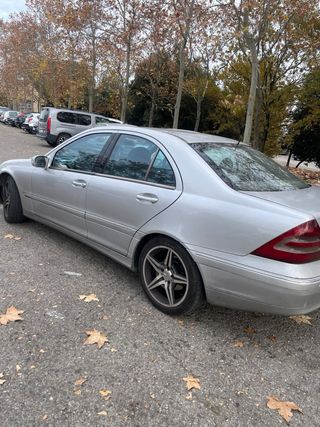 Mercedes-Benz Class C (203) 2004