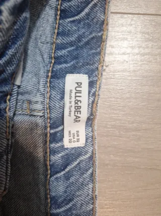 Pantalones cortos vaqueros rotos