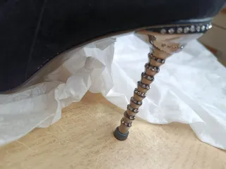 Stivaletti neri tacco gioiello