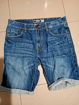 Lote 4 bermudas y 3 camisetas