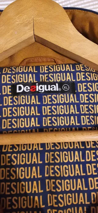 Abrigo Desigual Talla XL Sin Uso