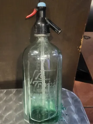 Sifón antiguo La Tropical