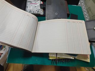 Lote agendas y listín telefónico, ver fotos