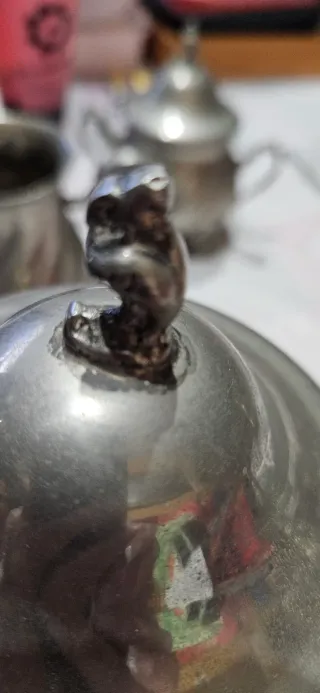 Set tazze da tè: 2 teiere, zuccheriera