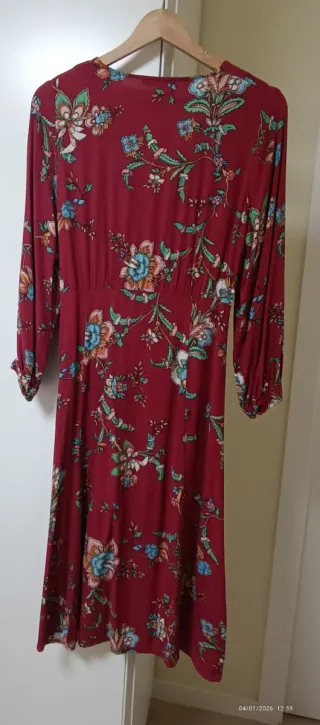 Vestido granate estampado flores