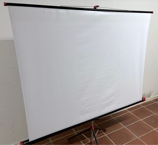 Pantalla Proyector Retráctil