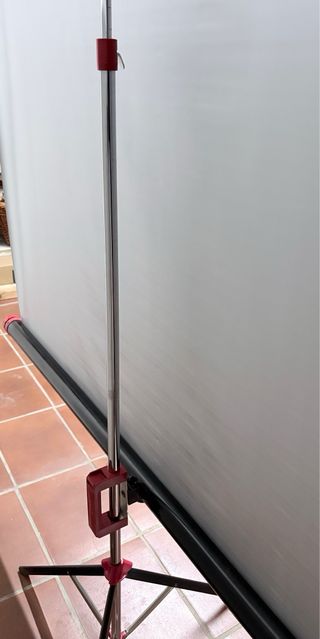 Pantalla Proyector Retráctil