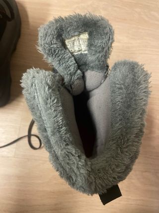 Botas de nieve infantiles de la marca KARRIMOR.