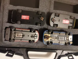 Maletín Slot Ninco Scalextric con 4 coches