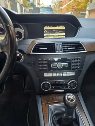 Mercedes-Benz Clase C 2011