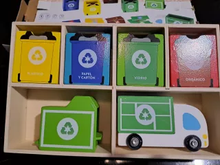 Juguettos Centro de Reciclaje Madera