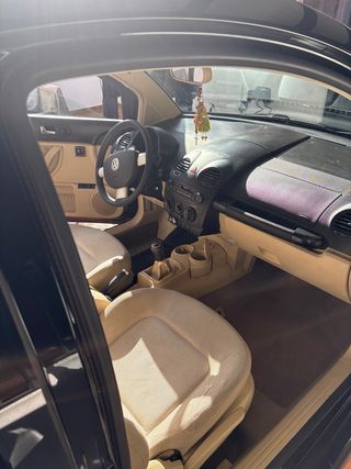 Volkswagen Beetle 2004