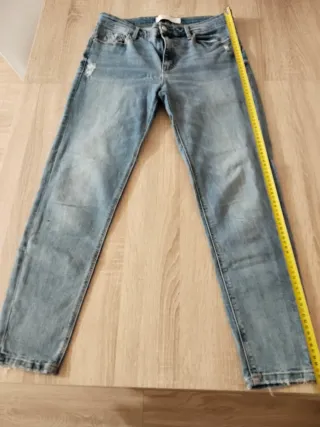 Pantalón Stradivarius T40 Azul