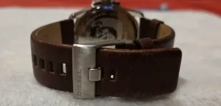 Reloj Diesel Master Chief DZ13 en funcionamiento