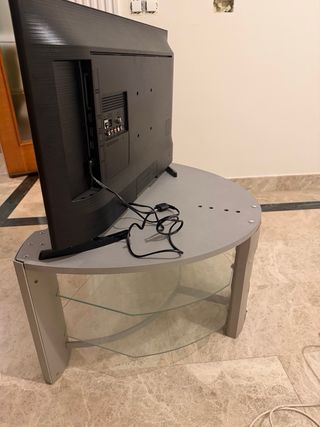 Mesa TV cristal y metal