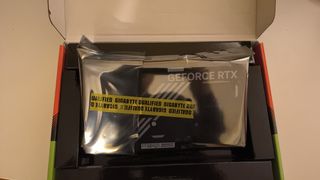 RTX 5060 Ti 16GB Gigabyte NUEVA precintada