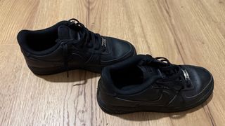 Nike Air Force 1 Negras