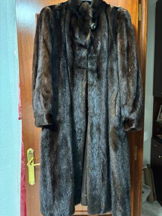 Abrigo de visón sintético