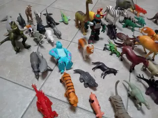 Lotto Pupazzi Animali e Dinosauri Vari