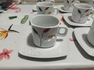 12 Tazas de café con platito de porcelana