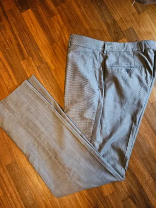 Completo uomo grigio