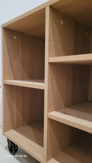 Estantería IKEA KALLAX con ruedas