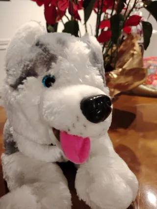 Peluche perro grande gris y blanco