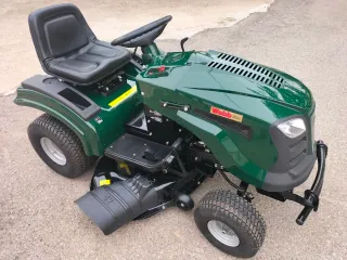 Tractor cortacésped WEBB