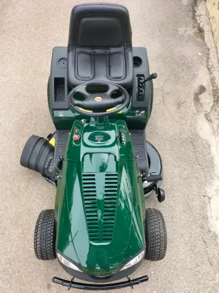 Tractor cortacésped WEBB